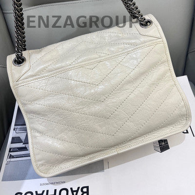 Saint Laurent Niki Medium Chain Shoulder Bag in White - Classic Women's Fashion