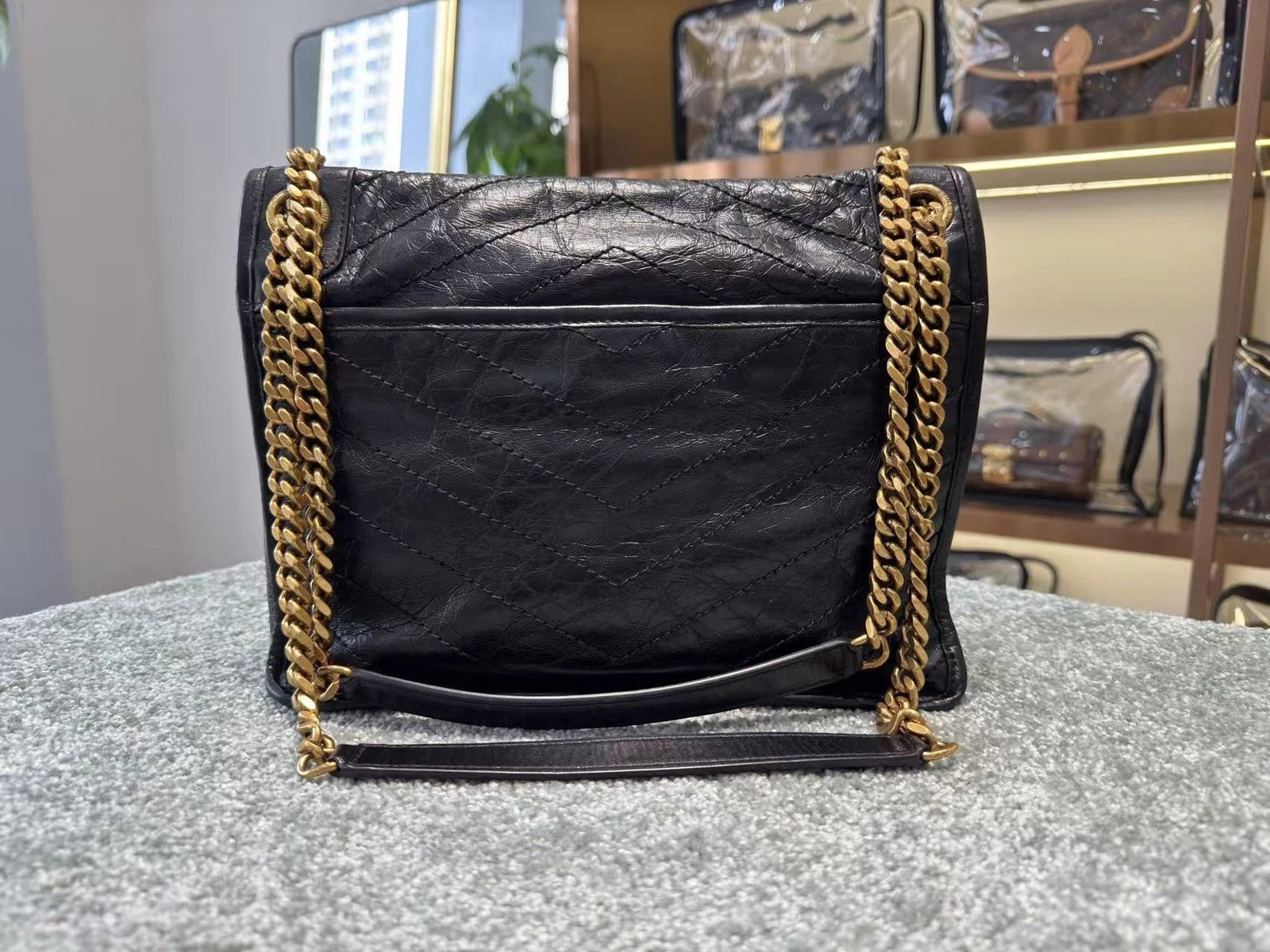 Authentic 99 New YSL NIKI D-Buckle Leather Shoulder Bag For Women
