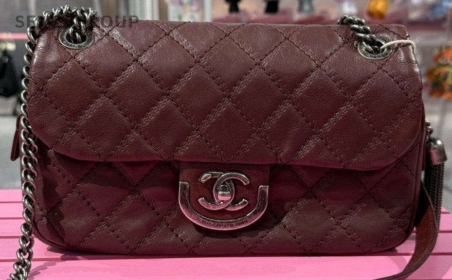 Chanel Classic Flap Calfskin Chain Shoulder Bag Red Silver Diamond Pattern
