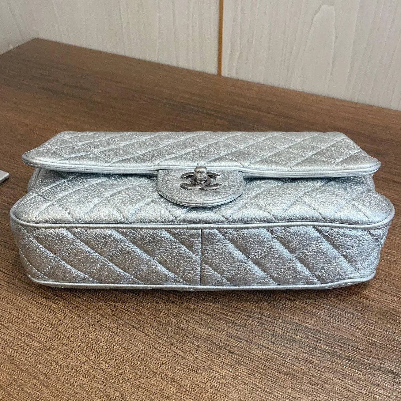 Chanel Easy Flag Classic Flap Calfskin Silver Chain Shoulder Bag Diamond