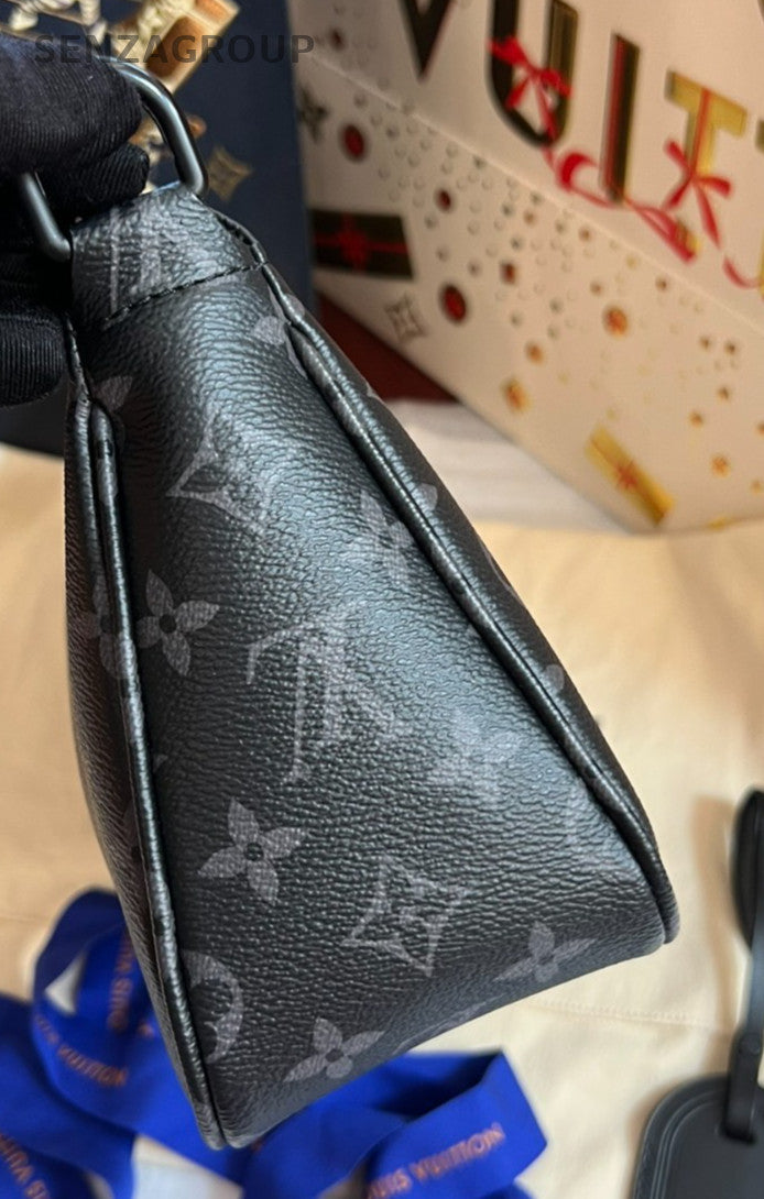 Louis Vuitton Monogram Black Metis Shoulder bag Crossbody CHIP VERSION