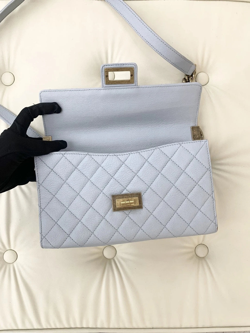 Chanel Trendy CC Calfskin Chain Shoulder Bag Crossbody Blue Gold Women Classic S