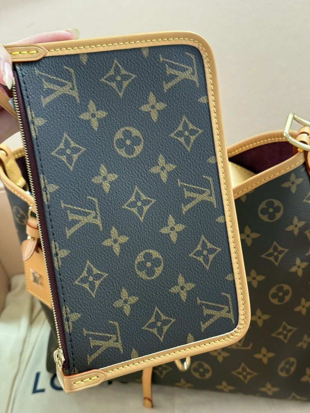 Louis Vuitton Carryall Canvas Tote Bag Excellent