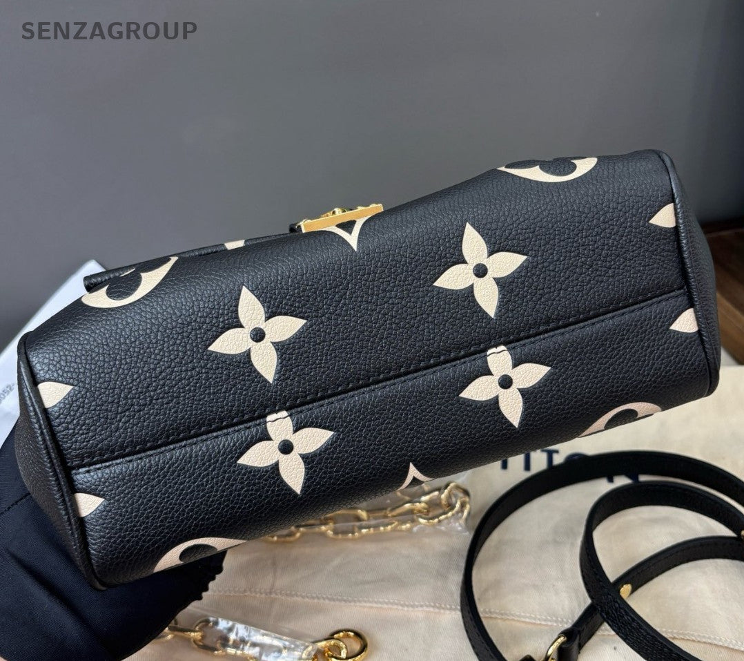 Louis Vuitton Favorite Calfskin Monogram Chain Shoulder Bag Crossbody Used Women