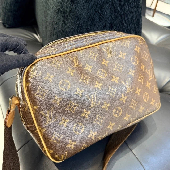 Louis Vuitton Reporter PM Monogram Canvas Camera Bag Shoulder Bag Crossbody D