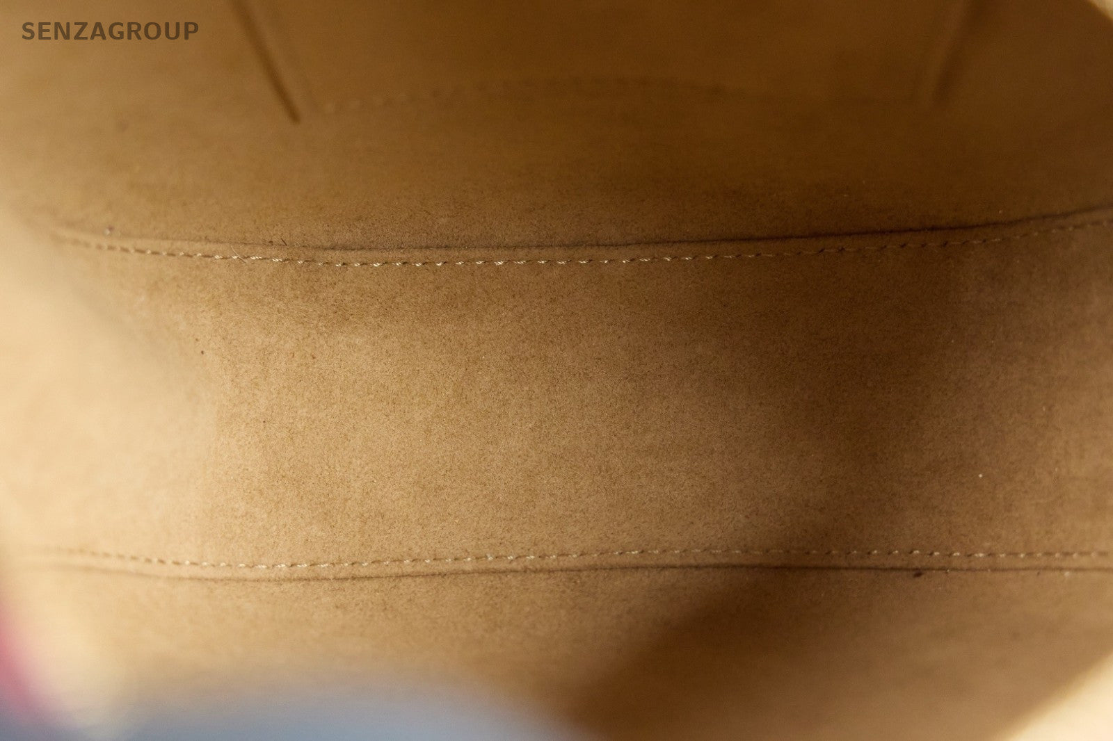 Louis Vuitton Monogram Boîte Chapeau Souple Shoulder Crossbody Bag Women Brown