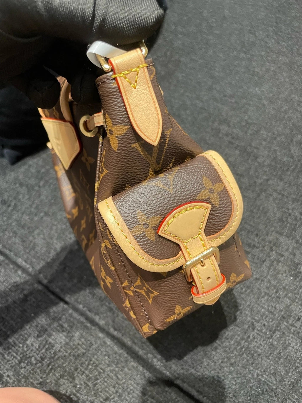 New Louis Vuitton Odyssey Small Epi Leather Bucket Bag For Women