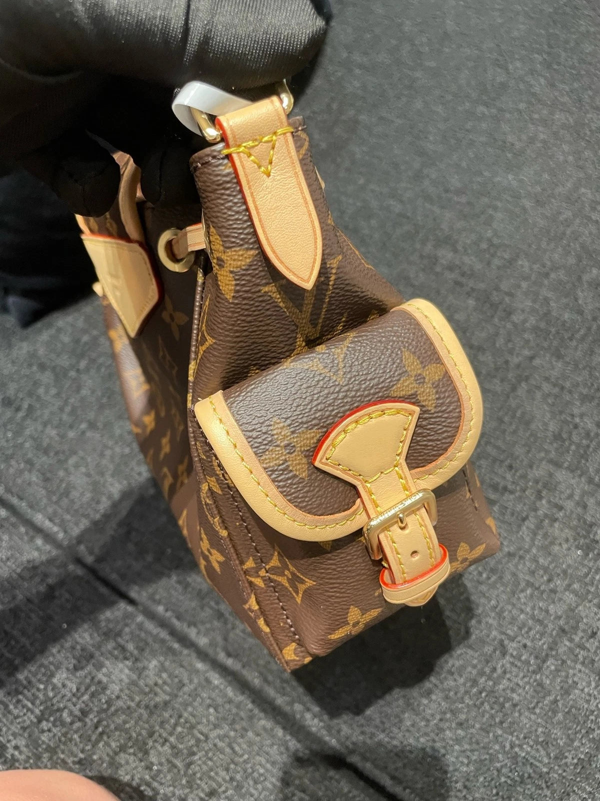 New Louis Vuitton Odyssey Small Epi Leather Bucket Bag For Women