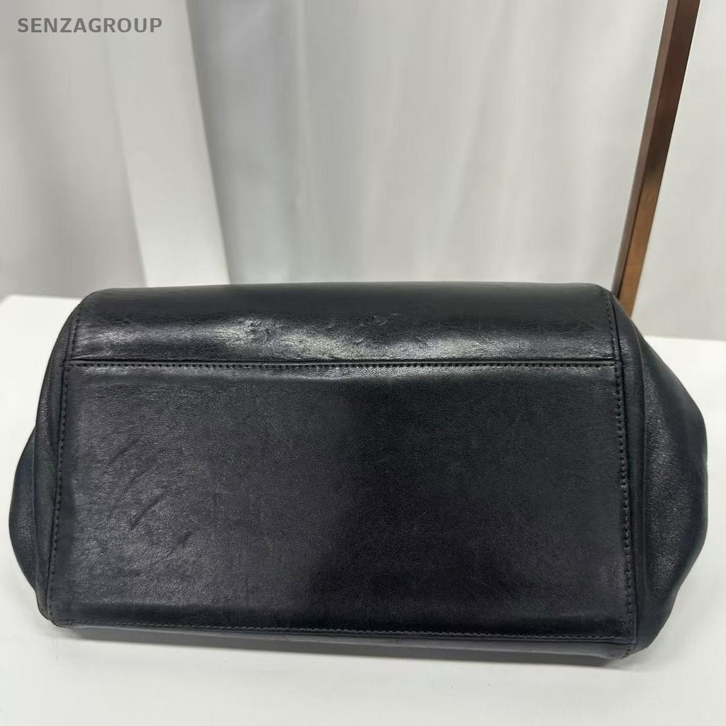 CHANEL Black gold 2.55 Leather Shoulder bag tote