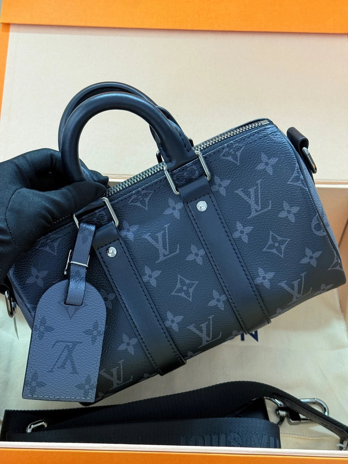 Louis Vuitton Keepall25 Black Top Handle Handbag For Women