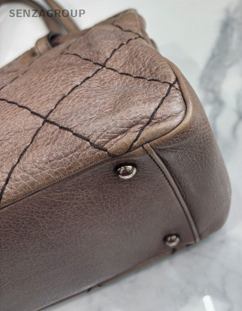 CHANEL Leather single-shoulder bag tote Brown