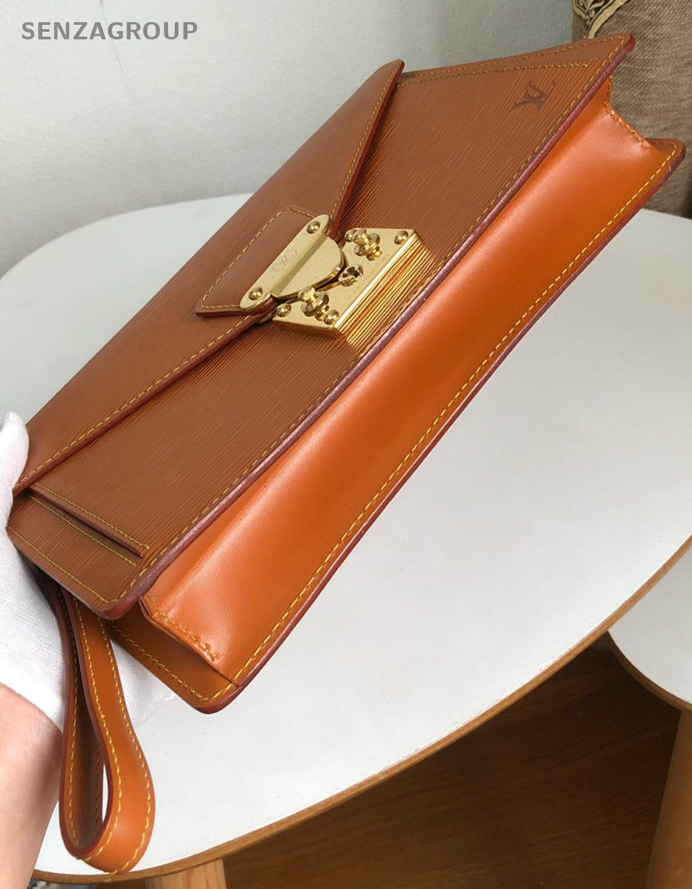Louis Vuitton Epi Leather Handbag caramel color with Gold Women