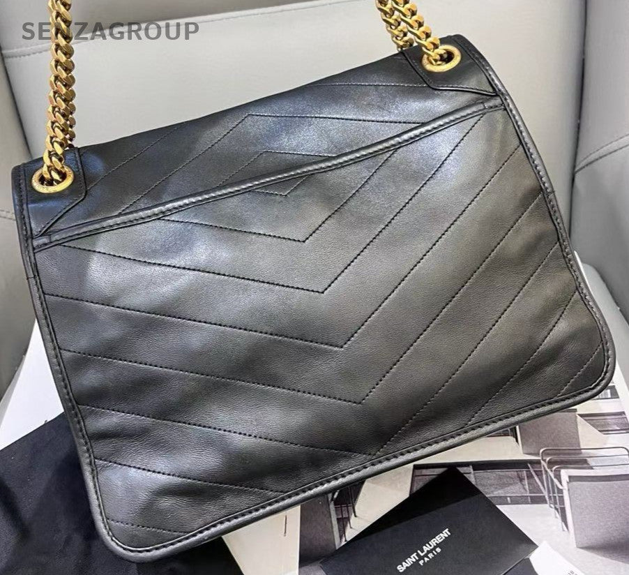 Saint Laurent Niki MM Chain Shoulder Bag Black Gold Used Women Classic Fashion
