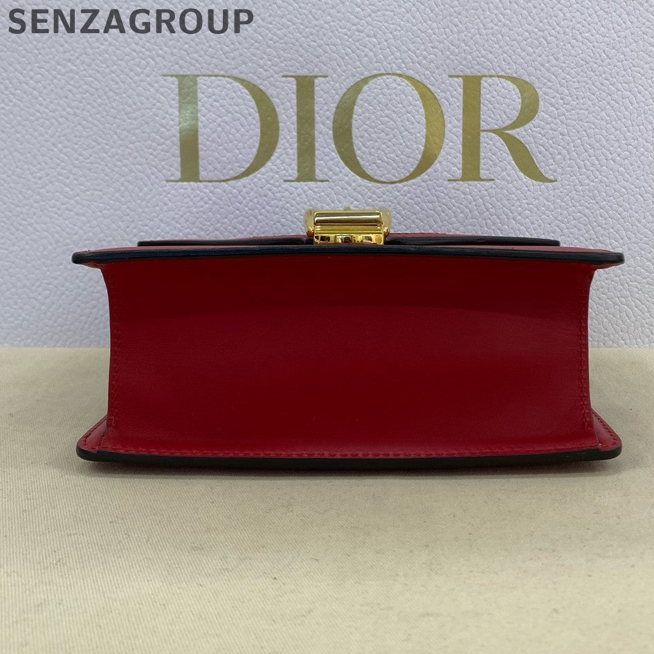 Gucci Sylvie Small Chain Shoulder Bag Red Gold Classic Women's