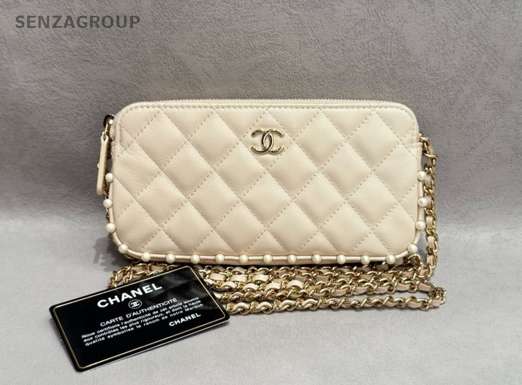 CHANEL 20C Woc Pearl Calfskin Chain Shoulder bag Crossbody Women White Gold