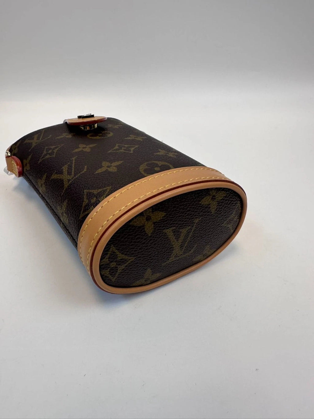 SJ0001 Louis Vuitton Fold Me Pouch [Z]