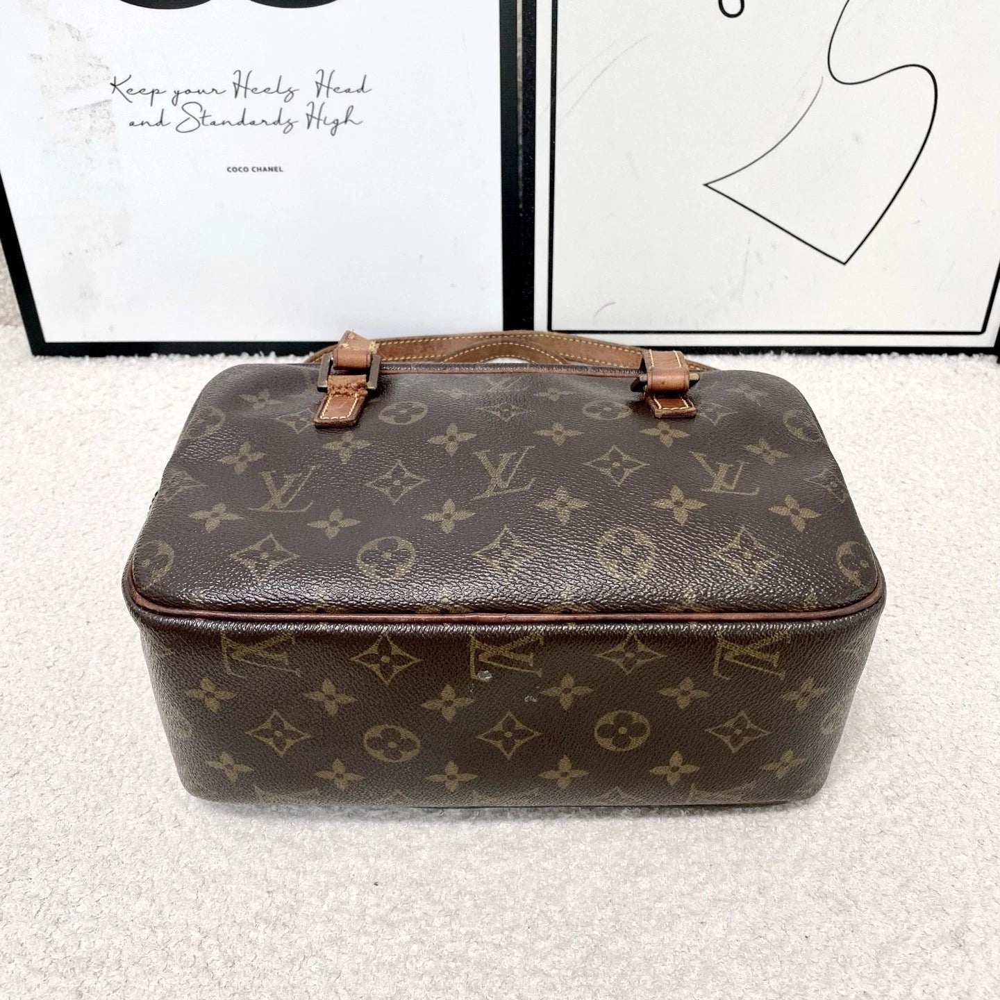 Louis Vuitton Vintage Monogram Canvas Handbag For Women
