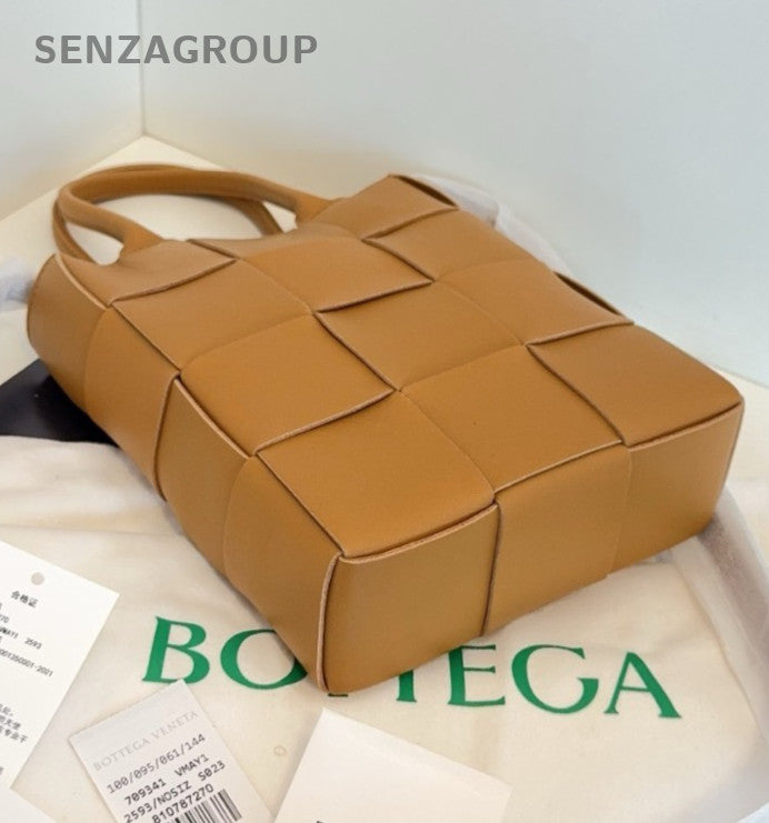 Bottega Veneta Cassette tote mini Top Handle bag caramel color Brand NEW