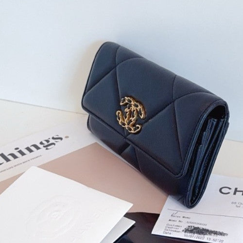 CHANEL 19bag Long Wallet Diamond Pattern Black Gold Women Almost Brand NEW