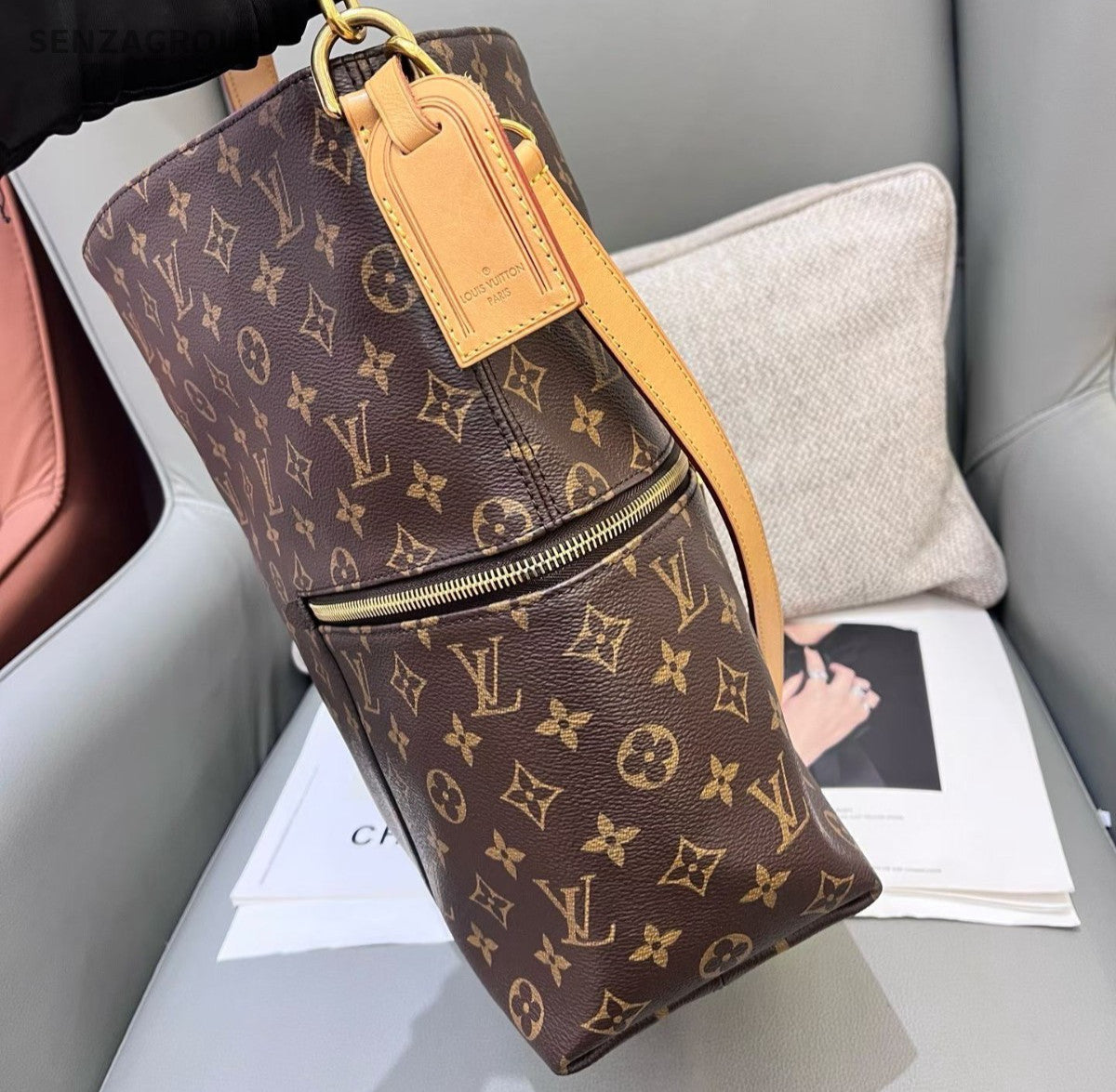 Louis Vuitton Melie Hobo Monogram Shoulder Bag Brown Gold Women Classic