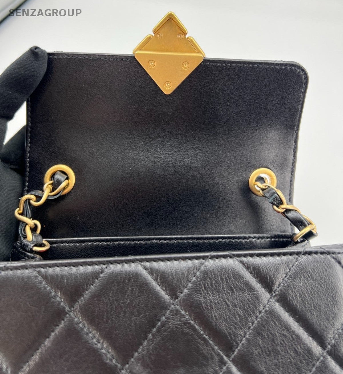 Chanel Diamond Lambskin Mini Chain Shoulder Bag Crossbody Black Gold Women