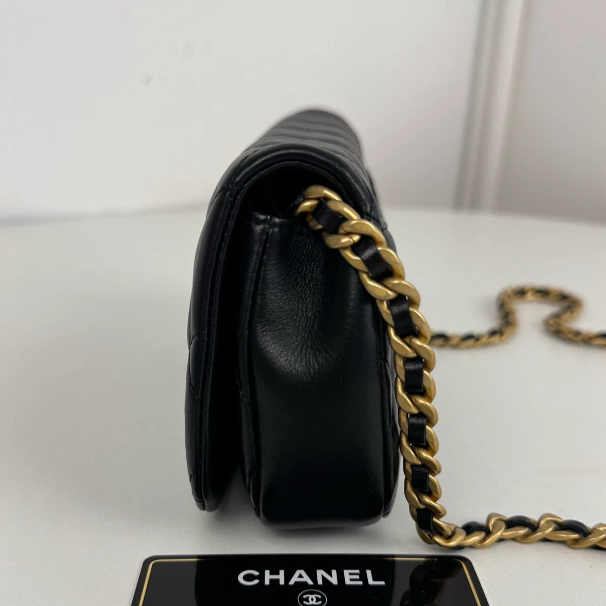Chanel Diamond Chain Mini Shoulder Bag Black Gold Used Women Classic