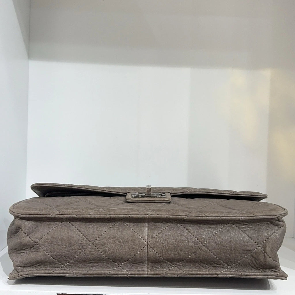 CHANEL Elephant Gray Calfskin Quilted Chain Shoulder Crossbody Bag For Women
