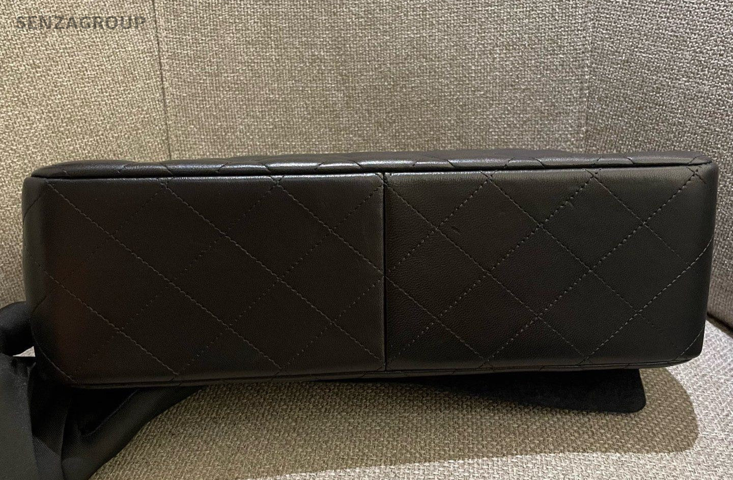 Chanel Classic Flap Jumbo Lambskin Chain Shoulder Bag Crossbody Black Women