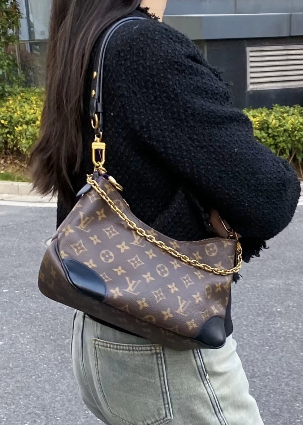 Louis Vuitton Black Shoulder Crossbody Handbag For Women