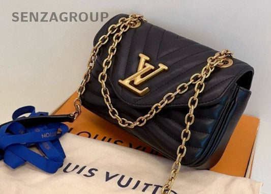 Louis Vuitton New Wave Chain Shoulder bag Crossbody Almost brand new