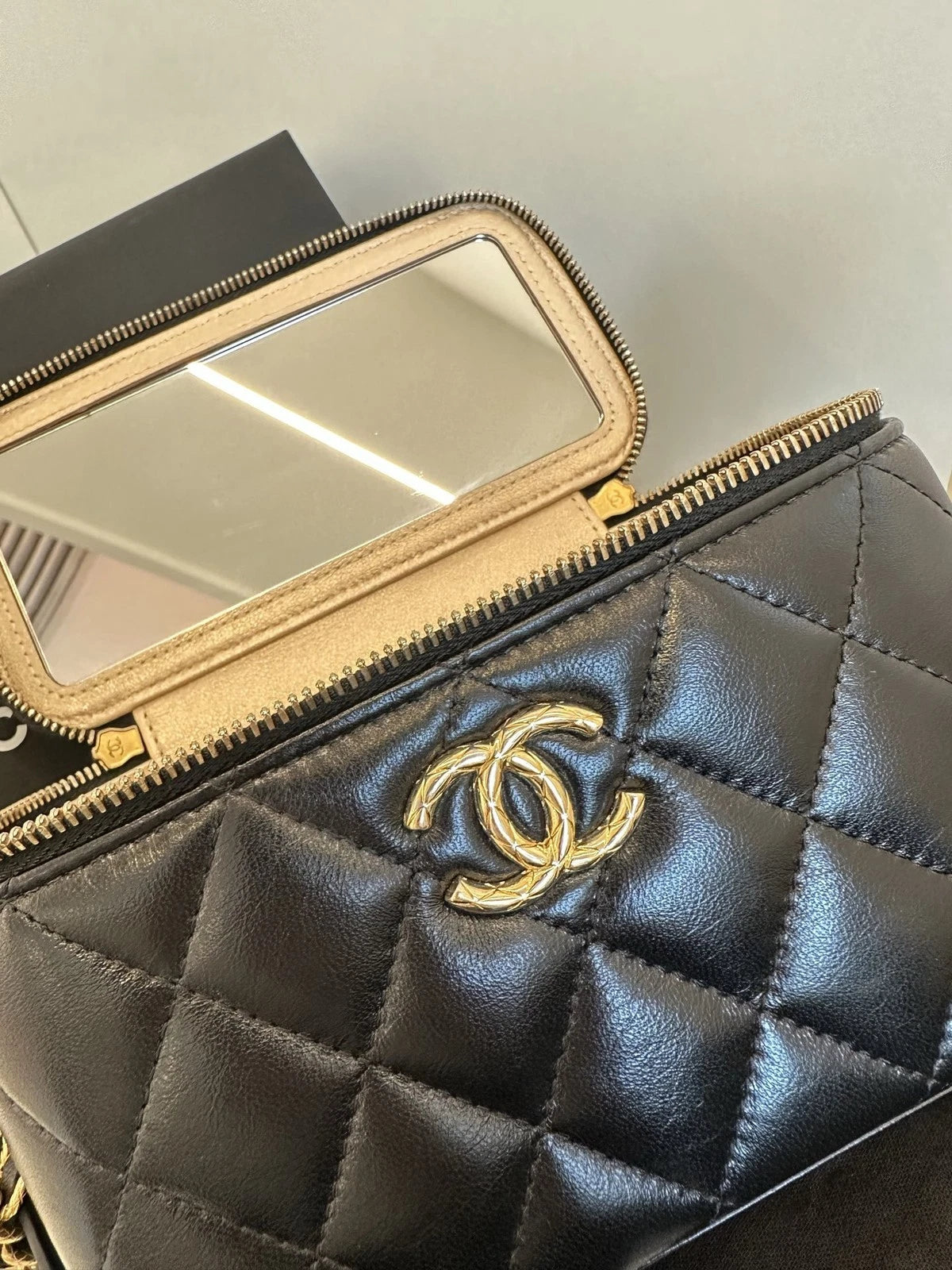 Chanel Vanity Case Chain Diamond Black Gold Shoulder Bag Crossbody Women
