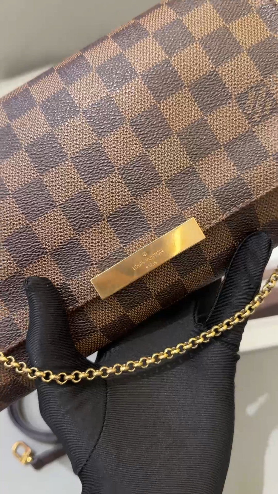 Louis Vuitton Favourite MM Damier Ebene Chain Shoulder bag Crossbody Women