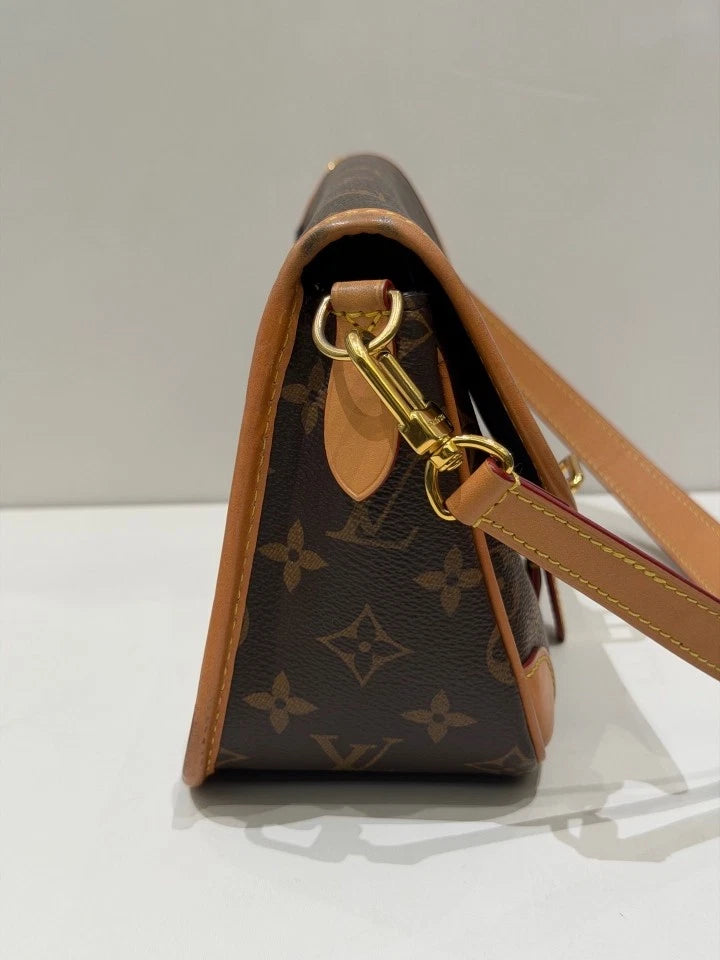 Louis Vuitton Canvas Baguette Shoulder Bag for Women