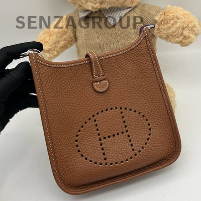 Hermès Evelyne Bag Gold Brown Silver Hardware Shoulder Crossbody Bag