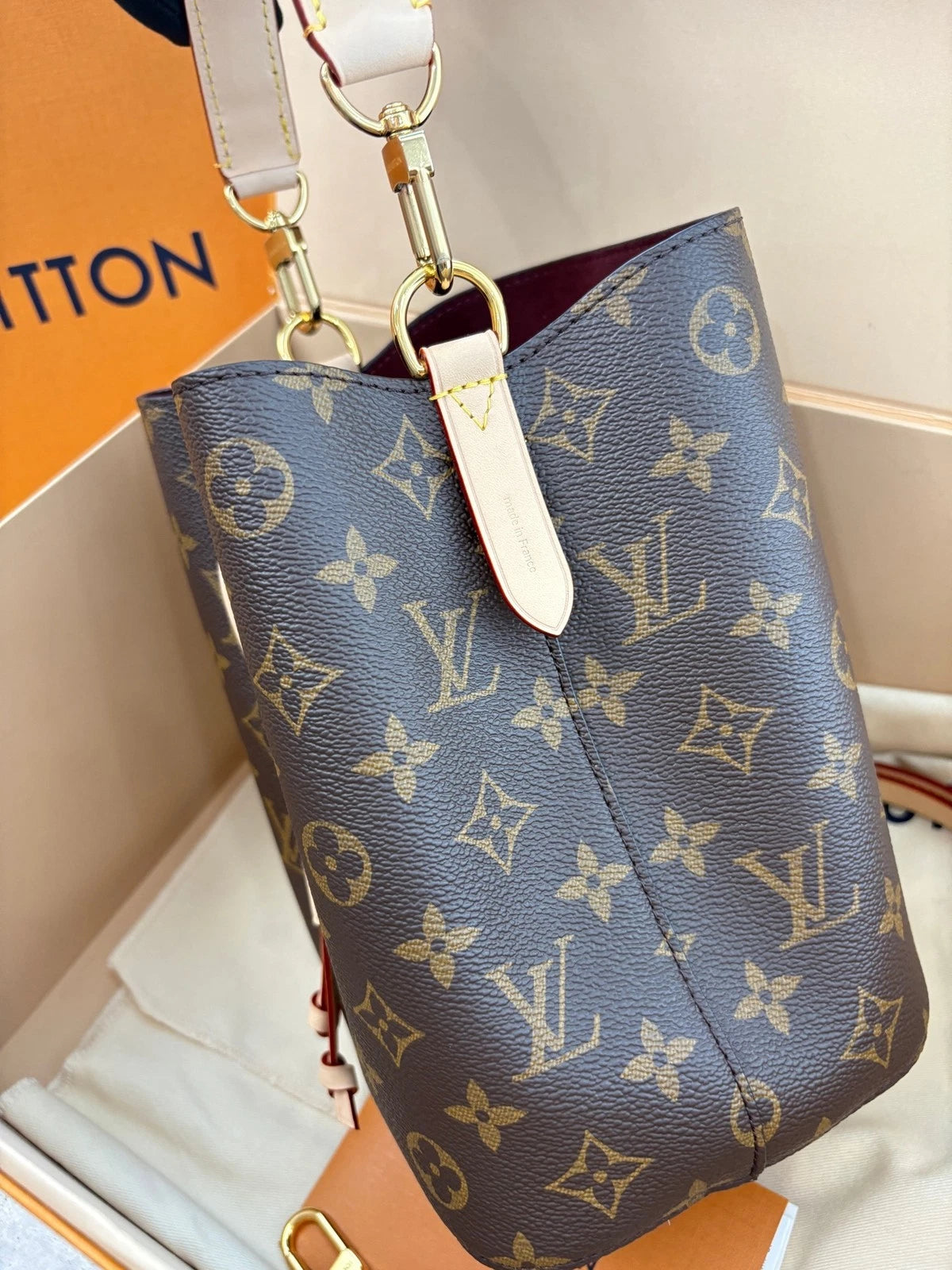 Louis Vuitton NEONOE BB Mini Bucket Bag For Women