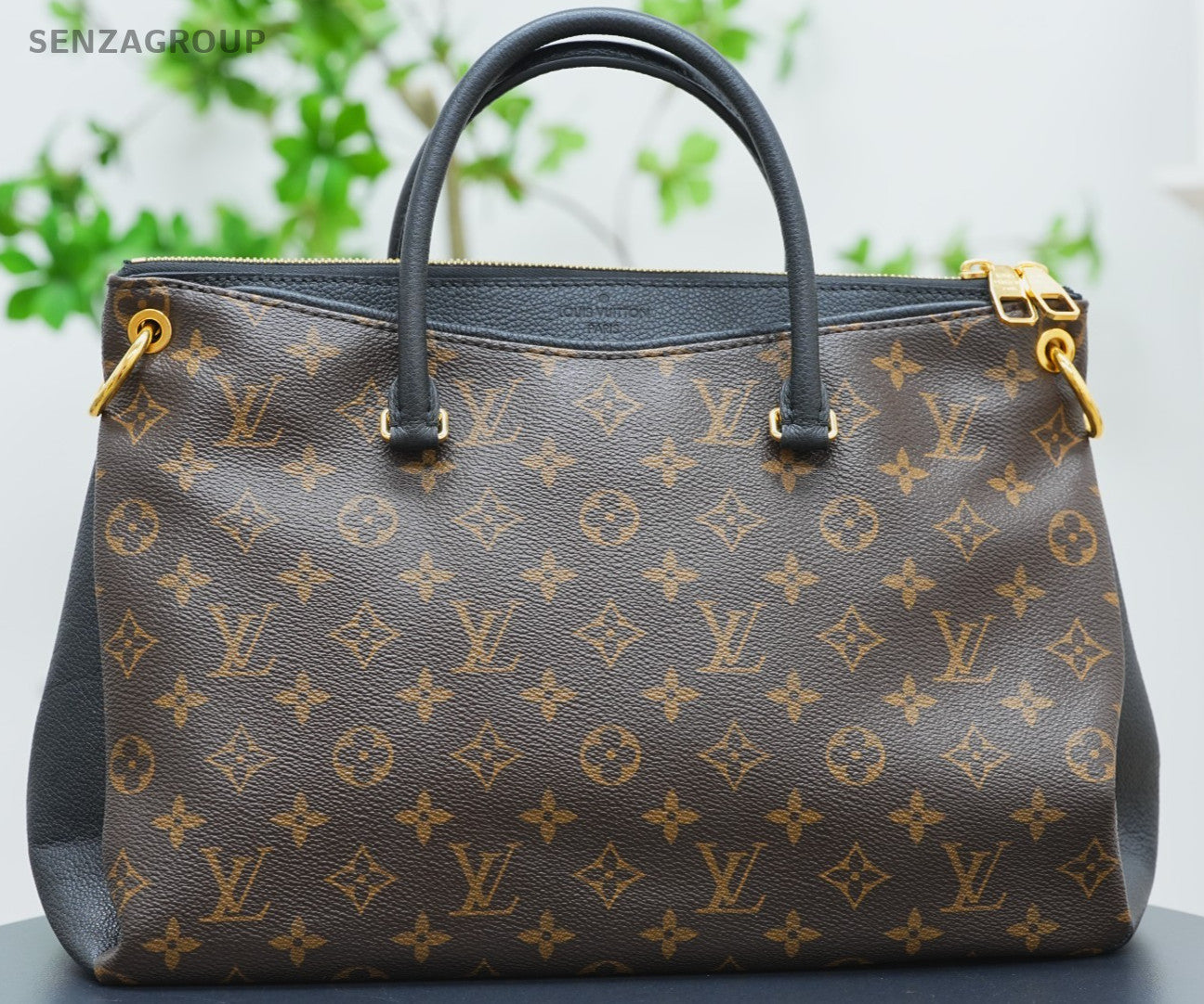 Louis Vuitton Pallas MM Top Handle Monogram 2way Shoulder bag Classic Women