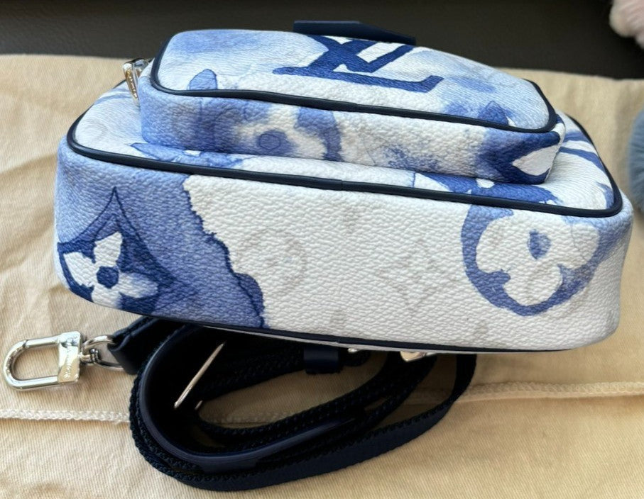 Louis Vuitton Summer Edition Camera bag Crossbody Almost Brand NEW Chip Version