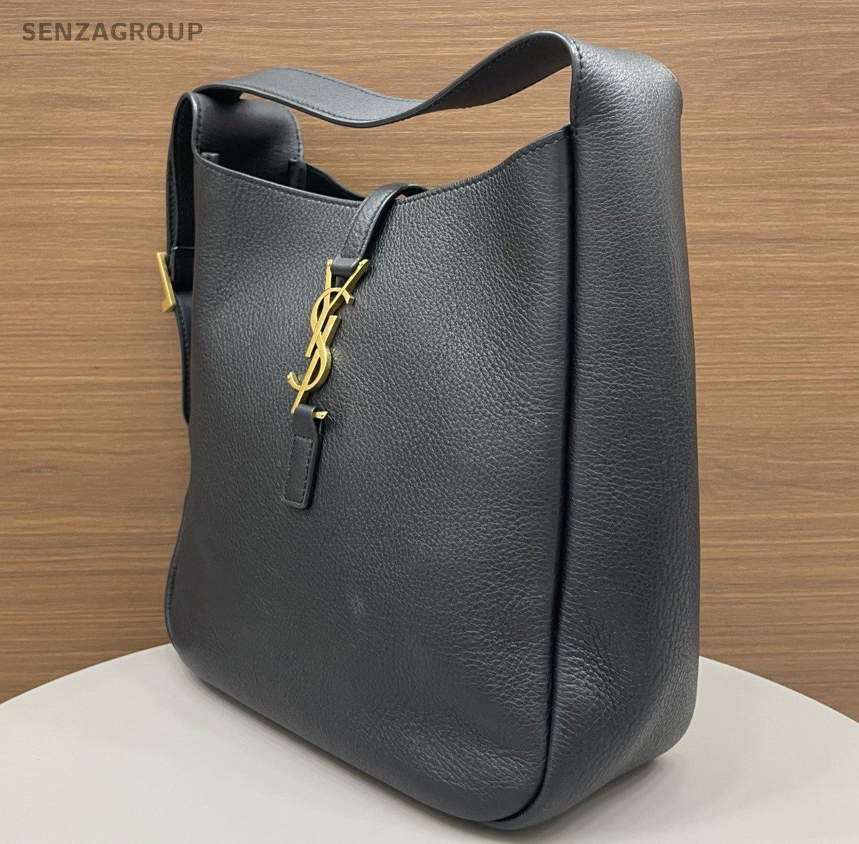 Saint Laurent Hobo PM Shoulder Bag Black Gold Used Women Classic Fashion