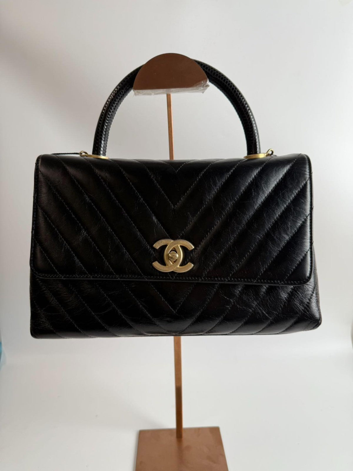 SJ0001CHANEL Leather Shoulder Bags Coco Handle Black Caviar Top Handle Bag