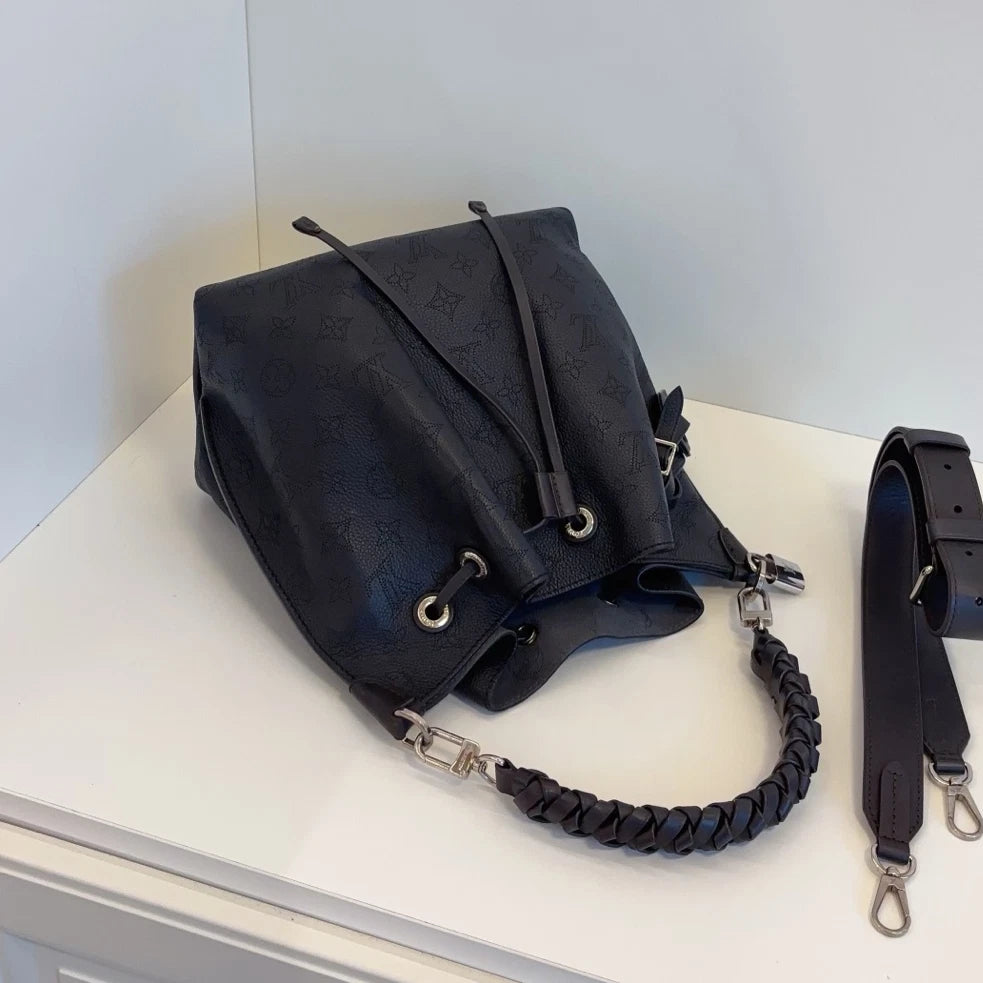 Louis Vuitton Muria Calfskin Bucket Top Handle Shoulder Bag Black Silver