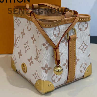 Louis Vuitton Monogram Noe Purse Chain Shoulder Bag White Classic Women