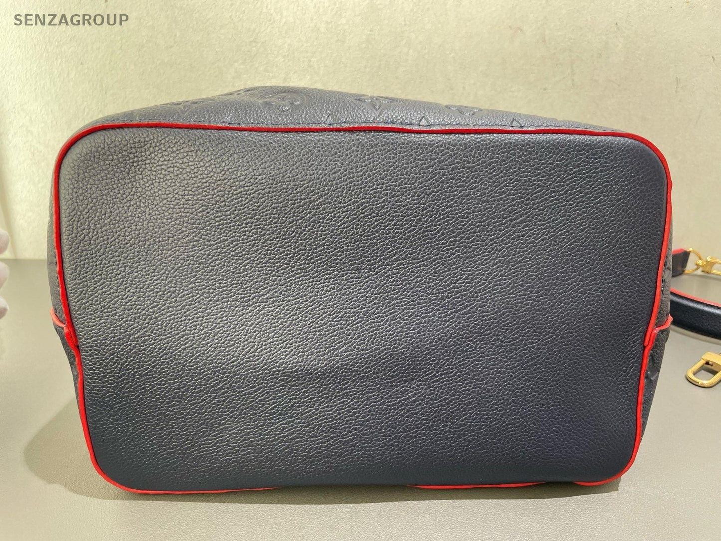 Louis Vuitton Neonoe MM Monogram Bucket Top Handle Bag Crossbody Blue Gold Women