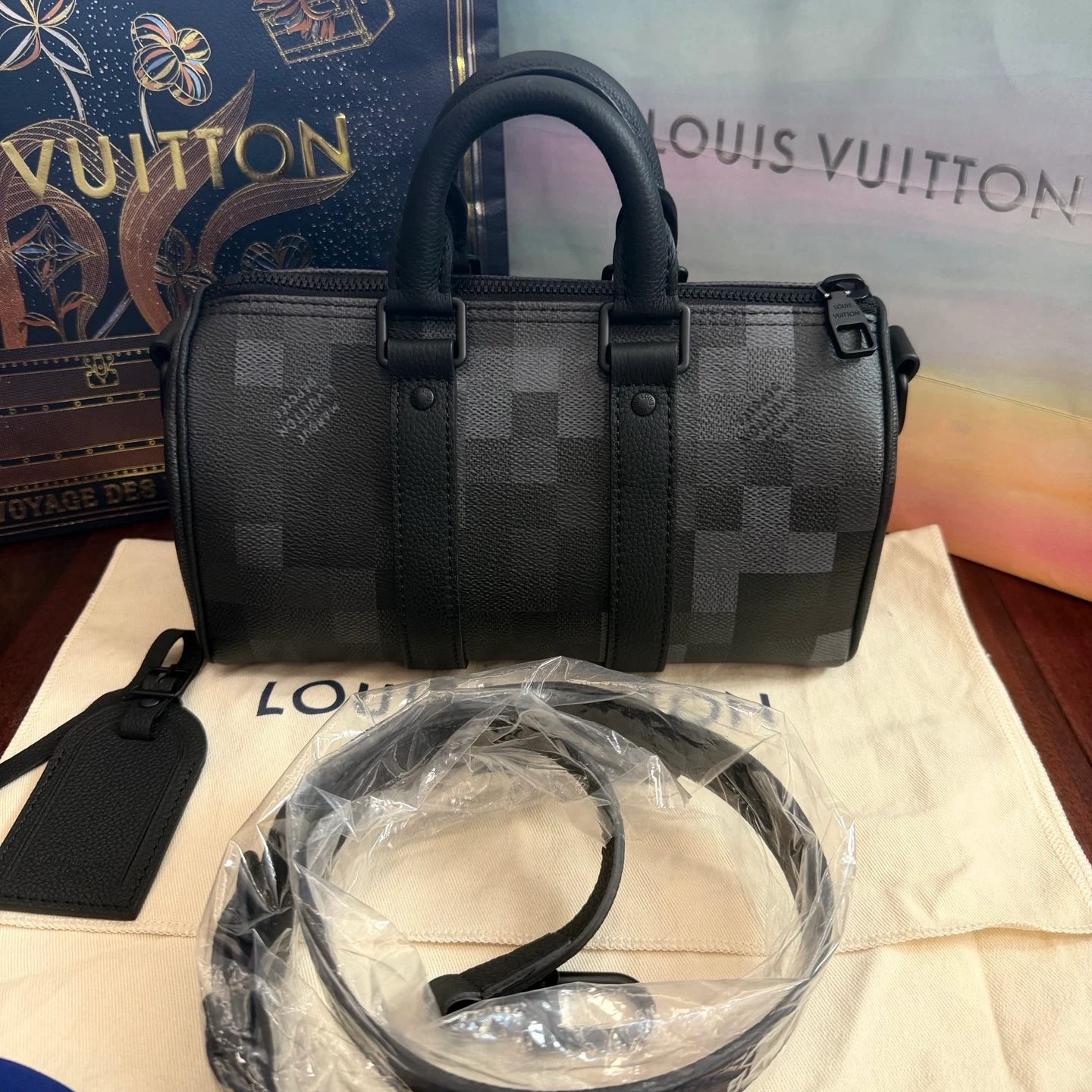 Louis Vuitton Keepall25 Top Handle Crossbody Black Unisex Adults Classic
