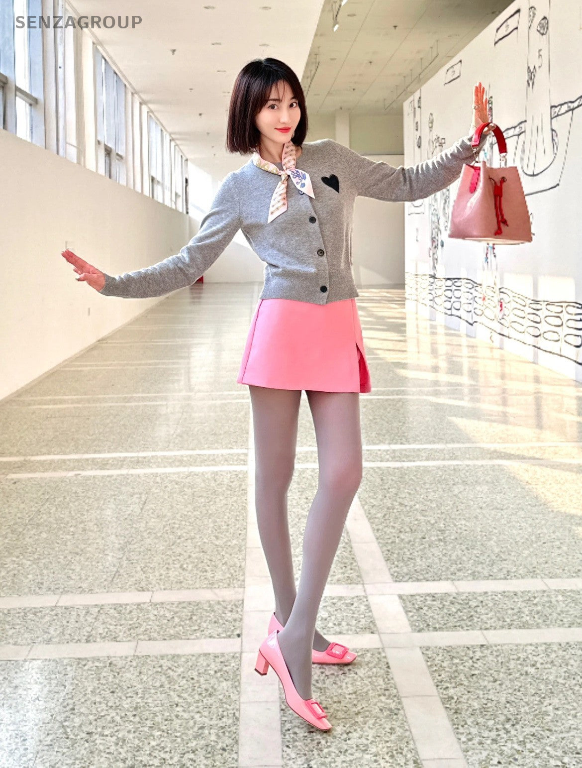 Louis Vuitton Epi Leather NeoNoe Bucket Drawstring Pink Crossbody Handbag Women