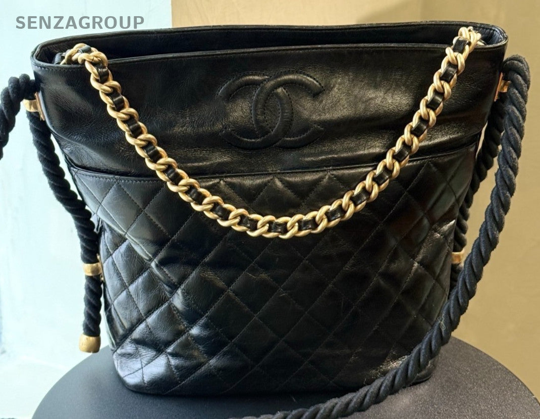 Chanel Hobo Diamond Pattern Chain Shoulder Bag Black Gold Used Women Classic