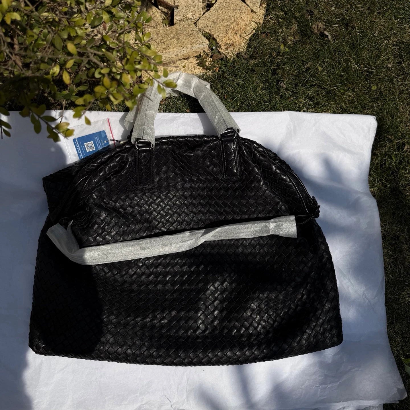 Bottega Veneta Hop Lambskin GM Top Handle Shoulder Bag Black Women Classic