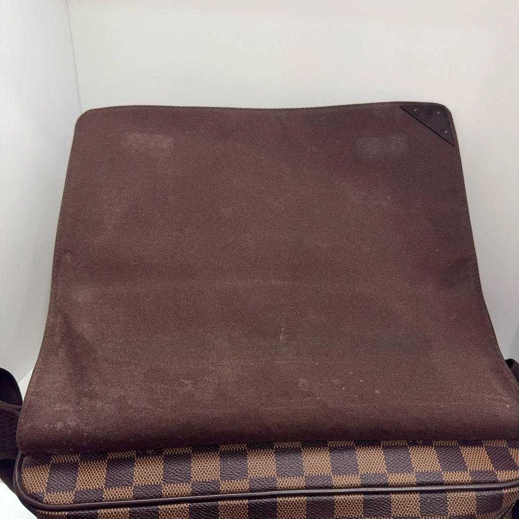 Authentic Louis Vuitton Shelton Laptop Messenger Bag Damier Canvas Crossbody