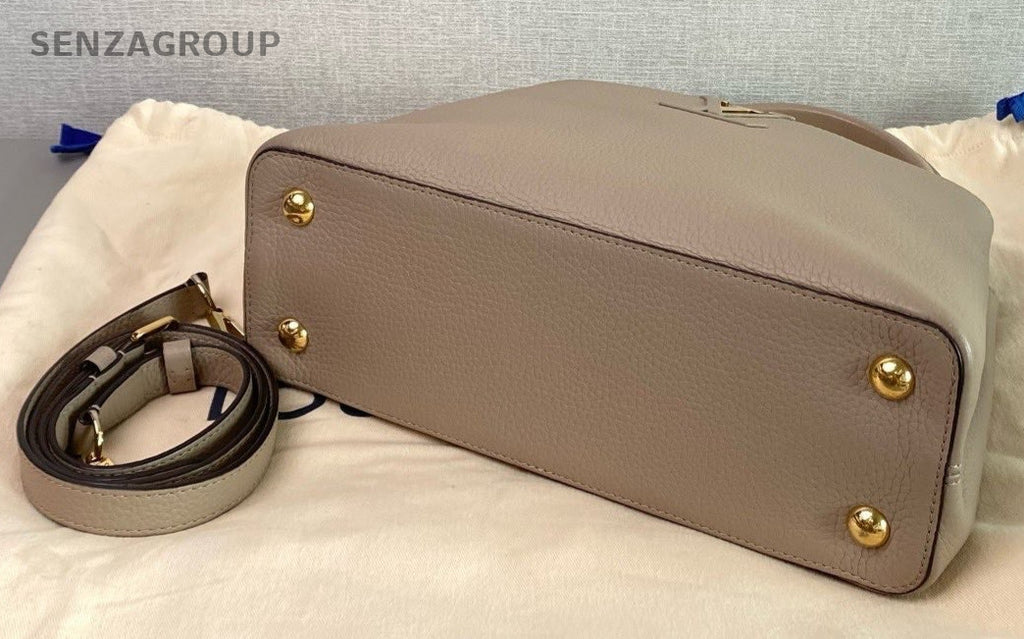 Louis Vuitton Capucines MM Top Handle 2way Shoulder Handbag Gray Gold Women