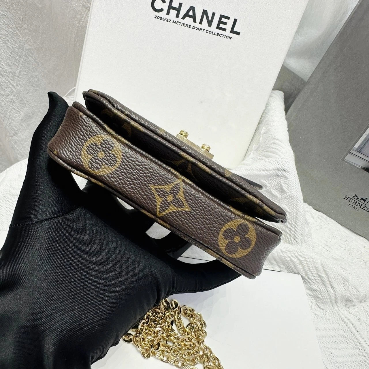 Louis Vuitton Monogram Canvas Mini Messenger Bag For Women