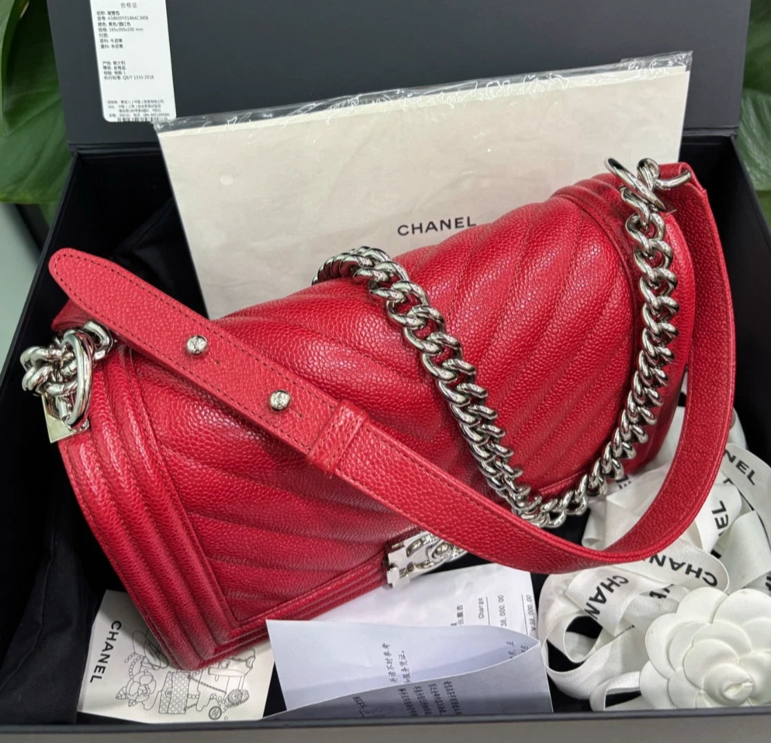 Chanel Leboy Chevron MM Calfskin Shoulder Bag Crossbody Bag Red Women Fashion